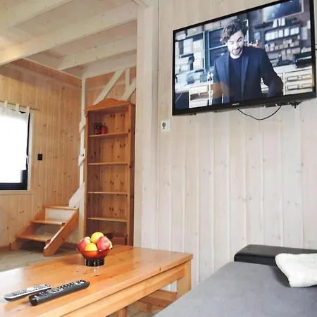 Home, Nowe Warpno, For 6 Persons, Cleaning Included Prázdninový dům