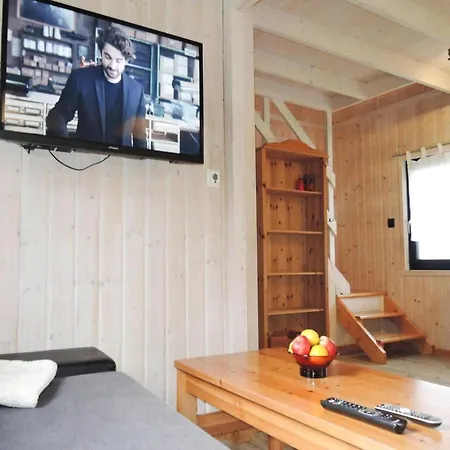 Home, Nowe Warpno, For 6 Persons, Cleaning Included * Nowe Warpno